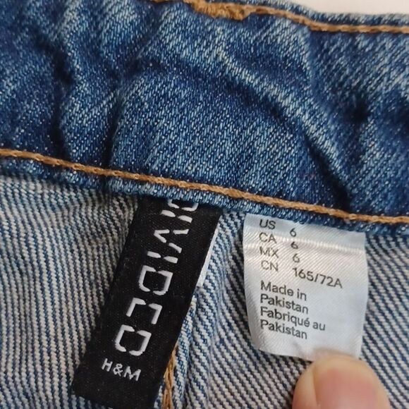 H&M Distressed Blue Jeans - Picture 8 of 11